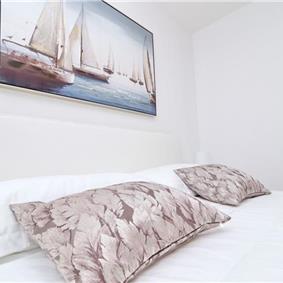 6 Bedroom Beachfront Villa with Heated Pool near Vela Luka on Korcula Island, Sleep 12